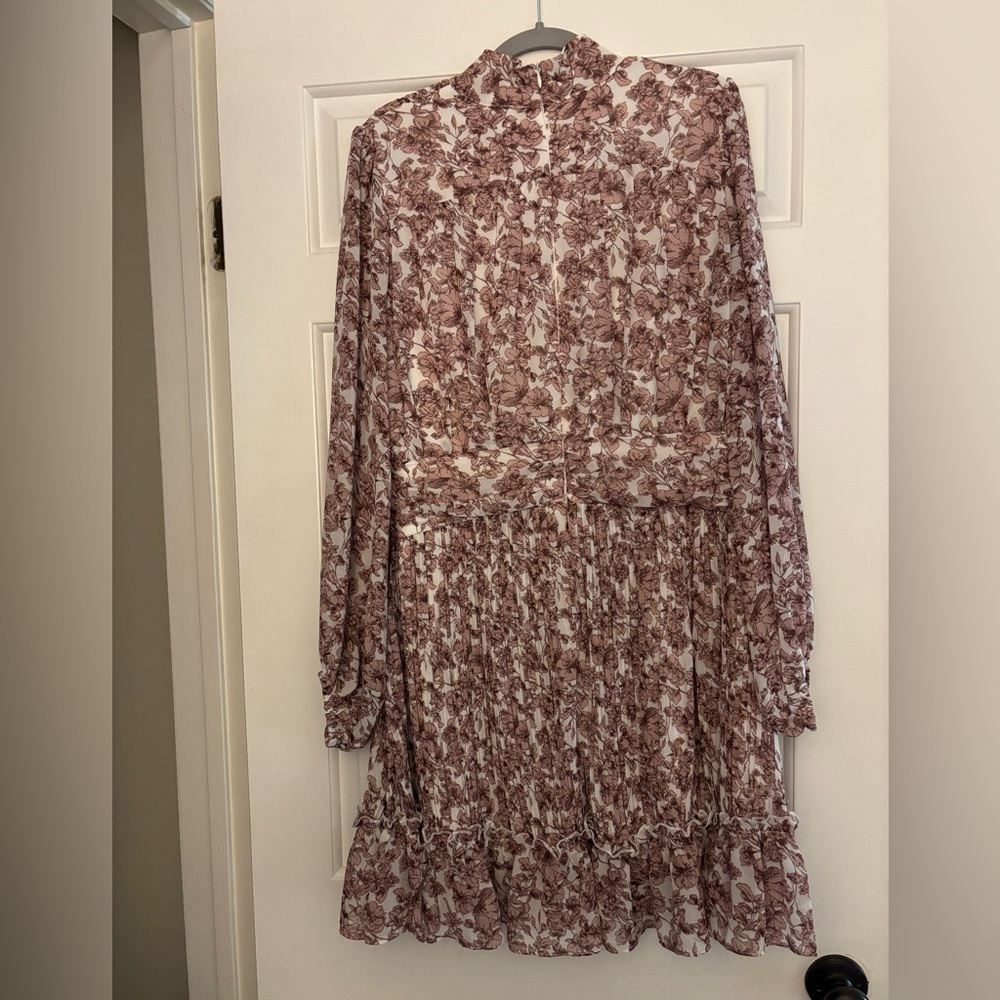 Ivy City Co Mauve Floral Long Sleeve Dress
